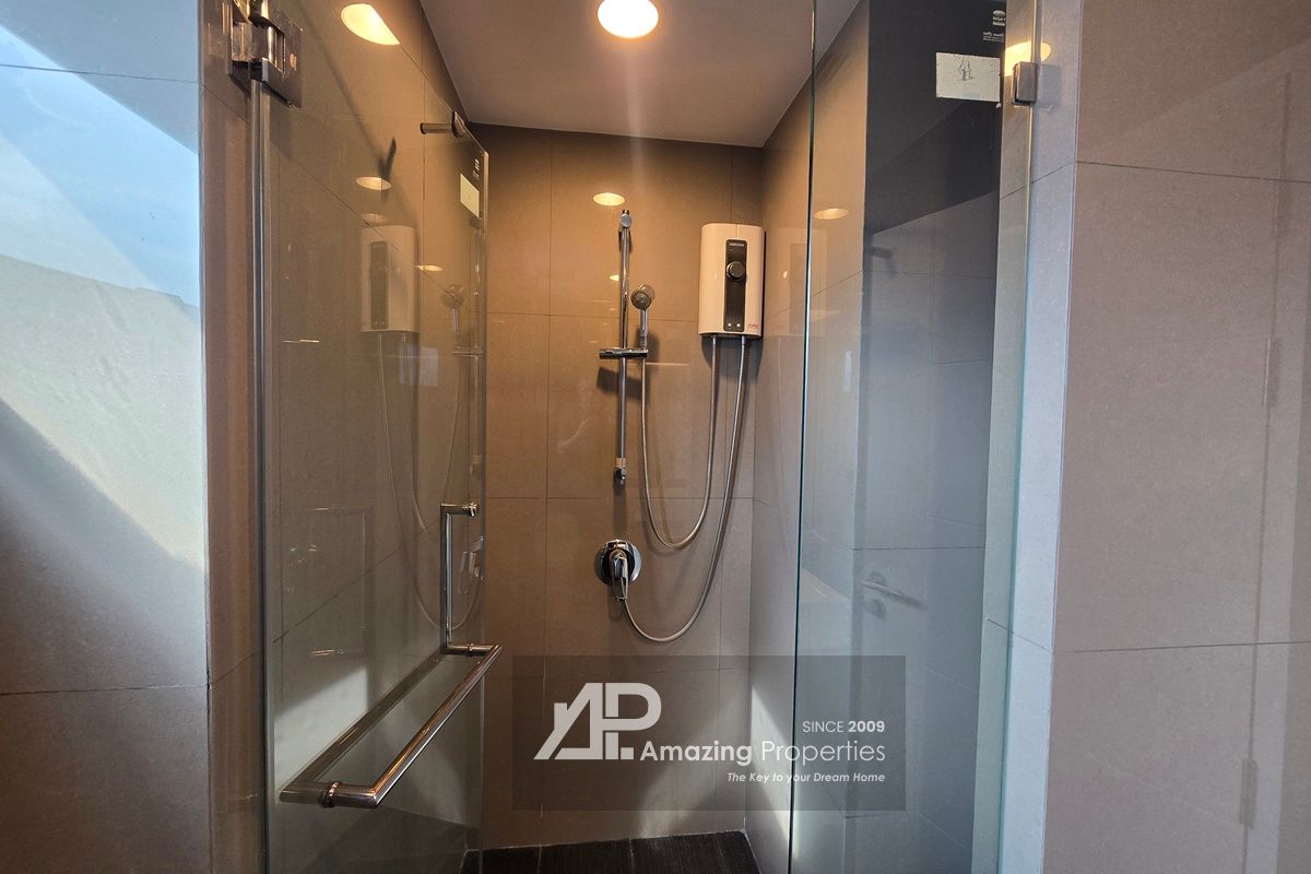2-bedroom-Crest-Sukhumvit-34-19-1226.jpg