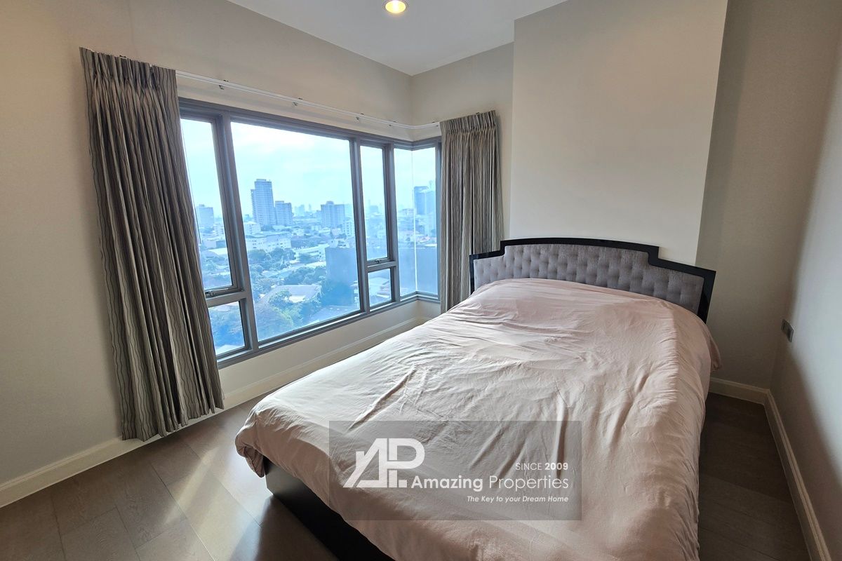2-bedroom-Crest-Sukhumvit-34-21-1811.jpg