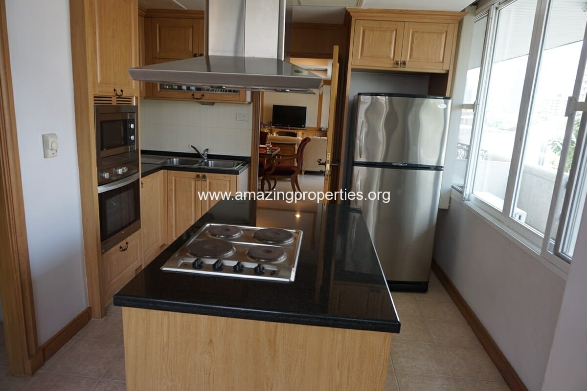 2-bedroom-Empire-Sawatdi-3-3273.jpg