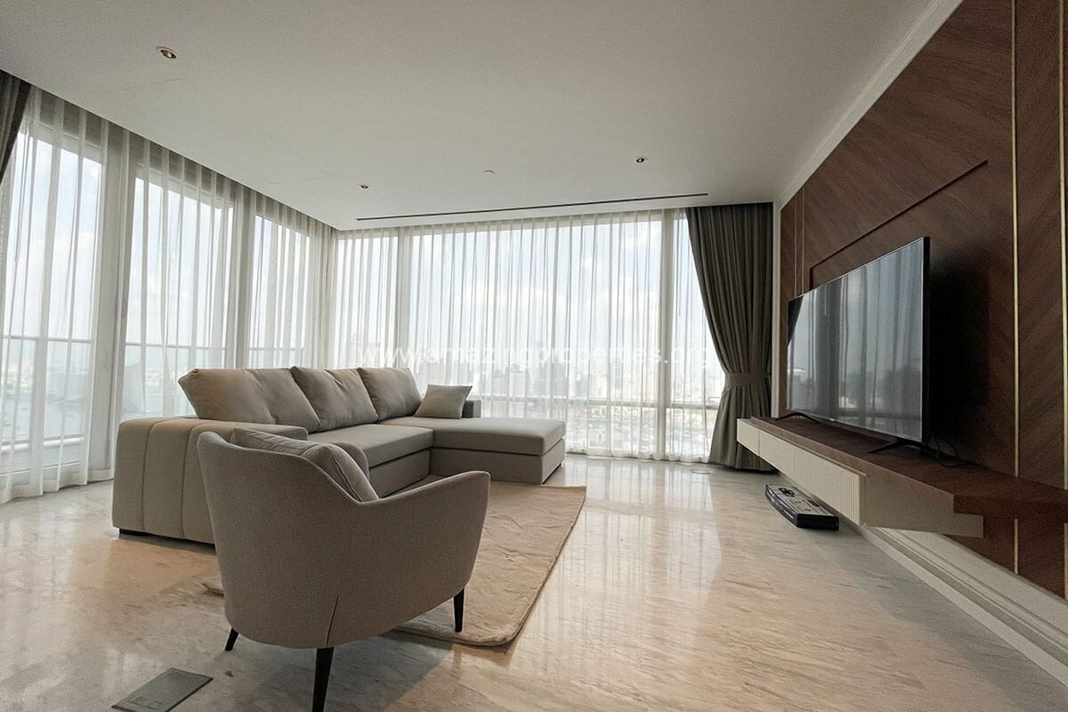 2-bedroom-Four-Seasons-Private-Residences-7-8352.jpg