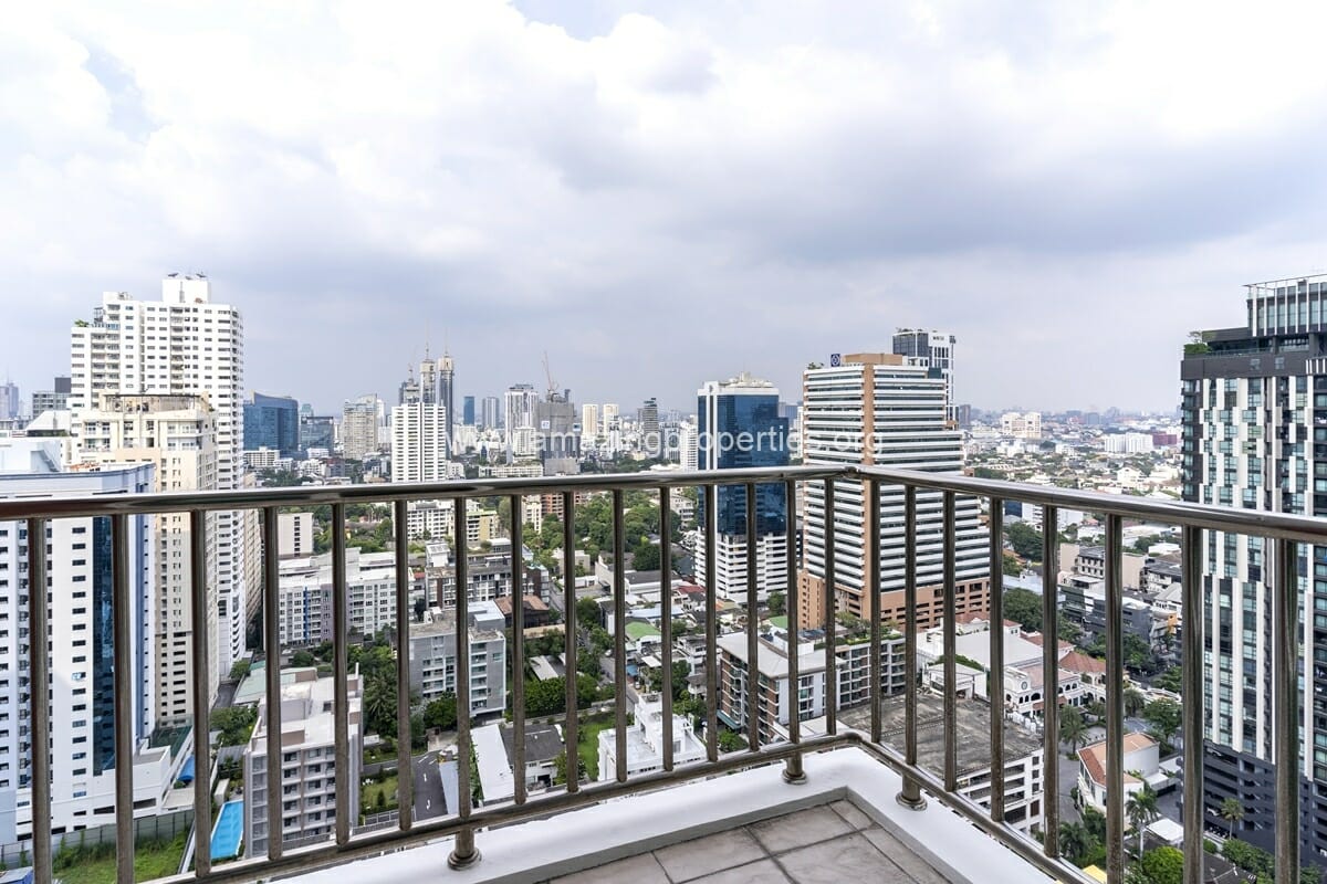 2-bedroom-Fullerton-Sukhumvit-16-1131.jpg