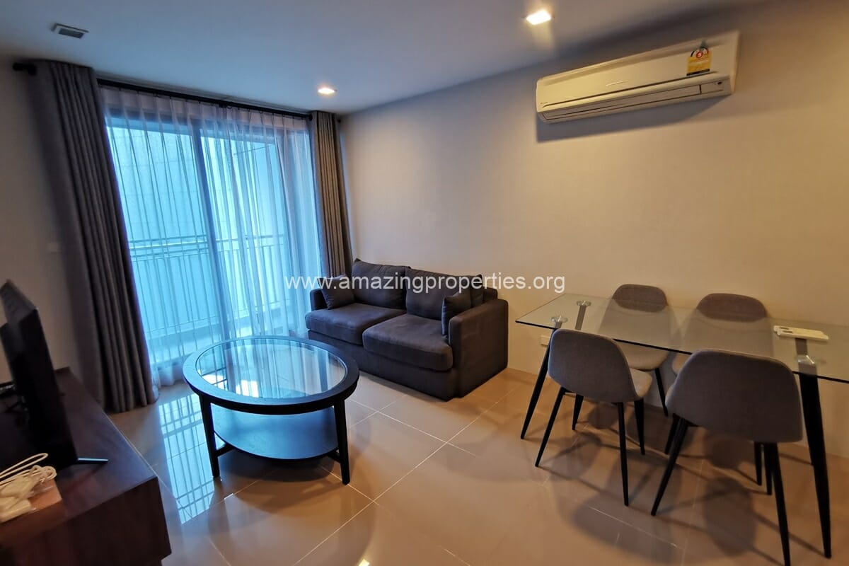 2-bedroom-Mirage-condominium-3-3554.jpg