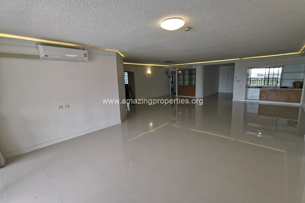 2-bedroom-Peng-Seng-Mansion-7-8496.jpg