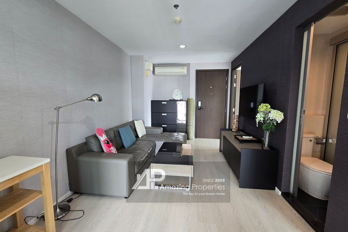 2-bedroom-Rhythm-Sathorn-Narathiwas-(3)-5285.jpg