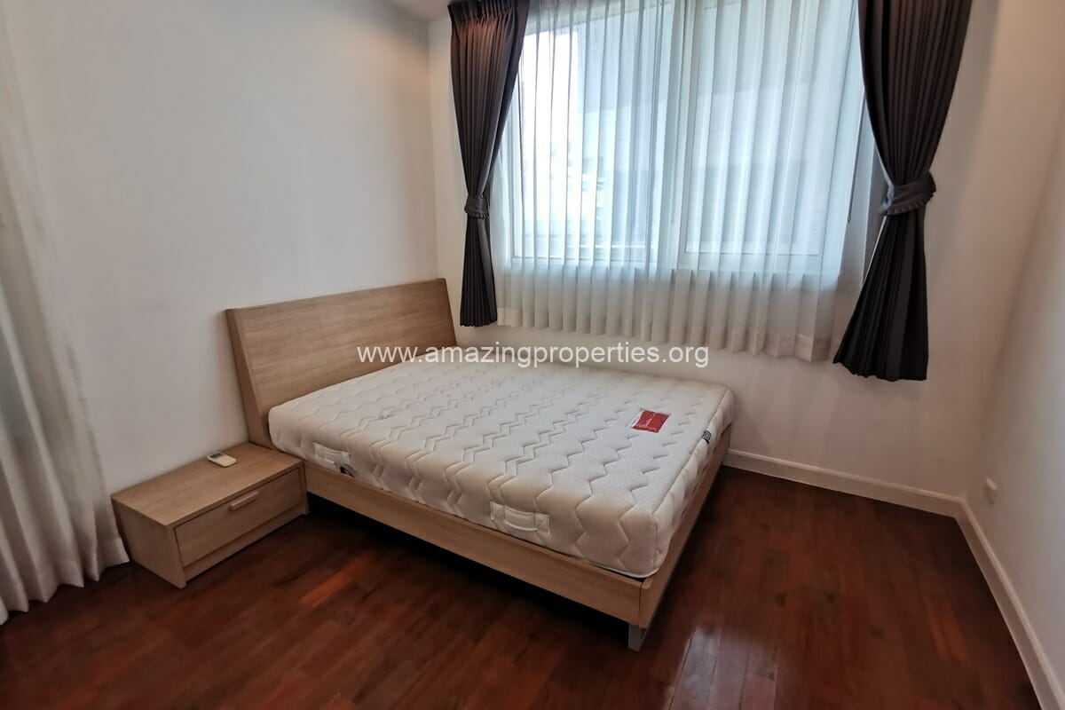 2-bedroom-Siri-Residence-Sukhumvit-24-16-3427.jpg