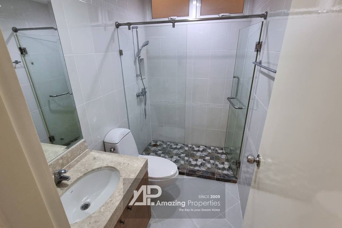 2-bedroom-Siri-Sukhumvit-10-8-7086.jpg