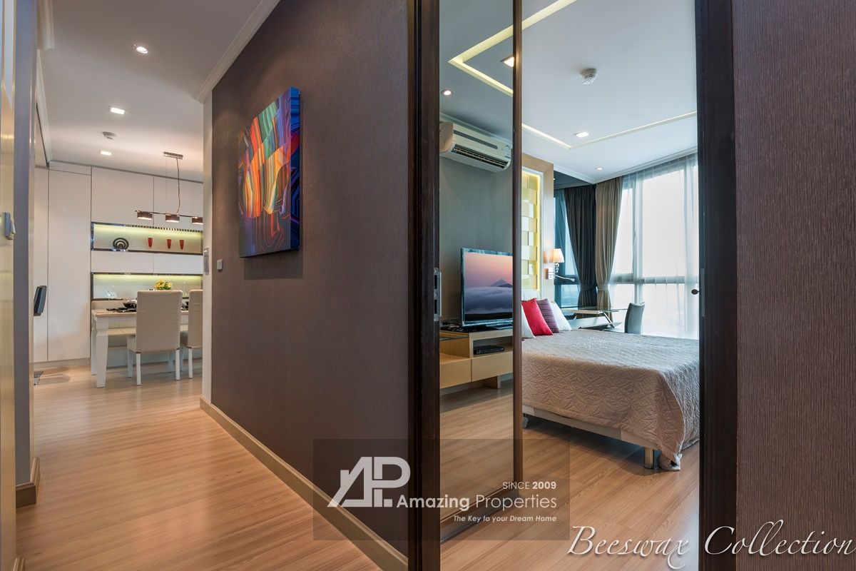 2-bedroom-Skywalk-Condominium-12-2415.jpg