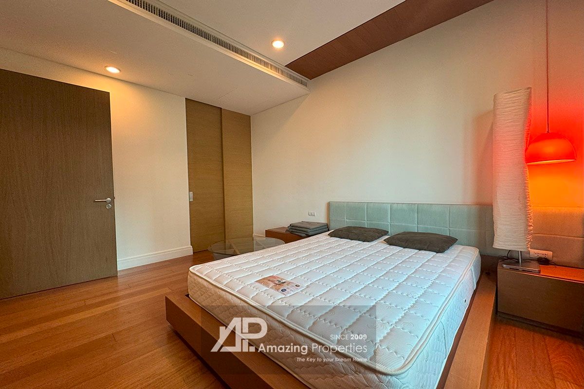 2-bedroom-The-Bright-Sukhumvit-24-6-9171.jpg
