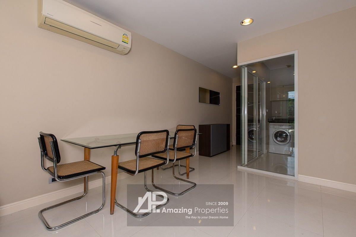 2-bedroom-The-Crest-Sukhumvit-24-3-3919.jpg