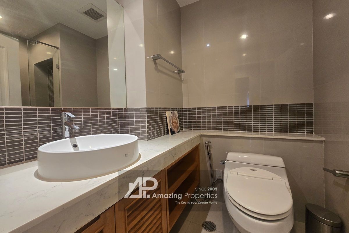 2-bedroom-The-Rise-Sukhumvit-39-12-8190.jpg