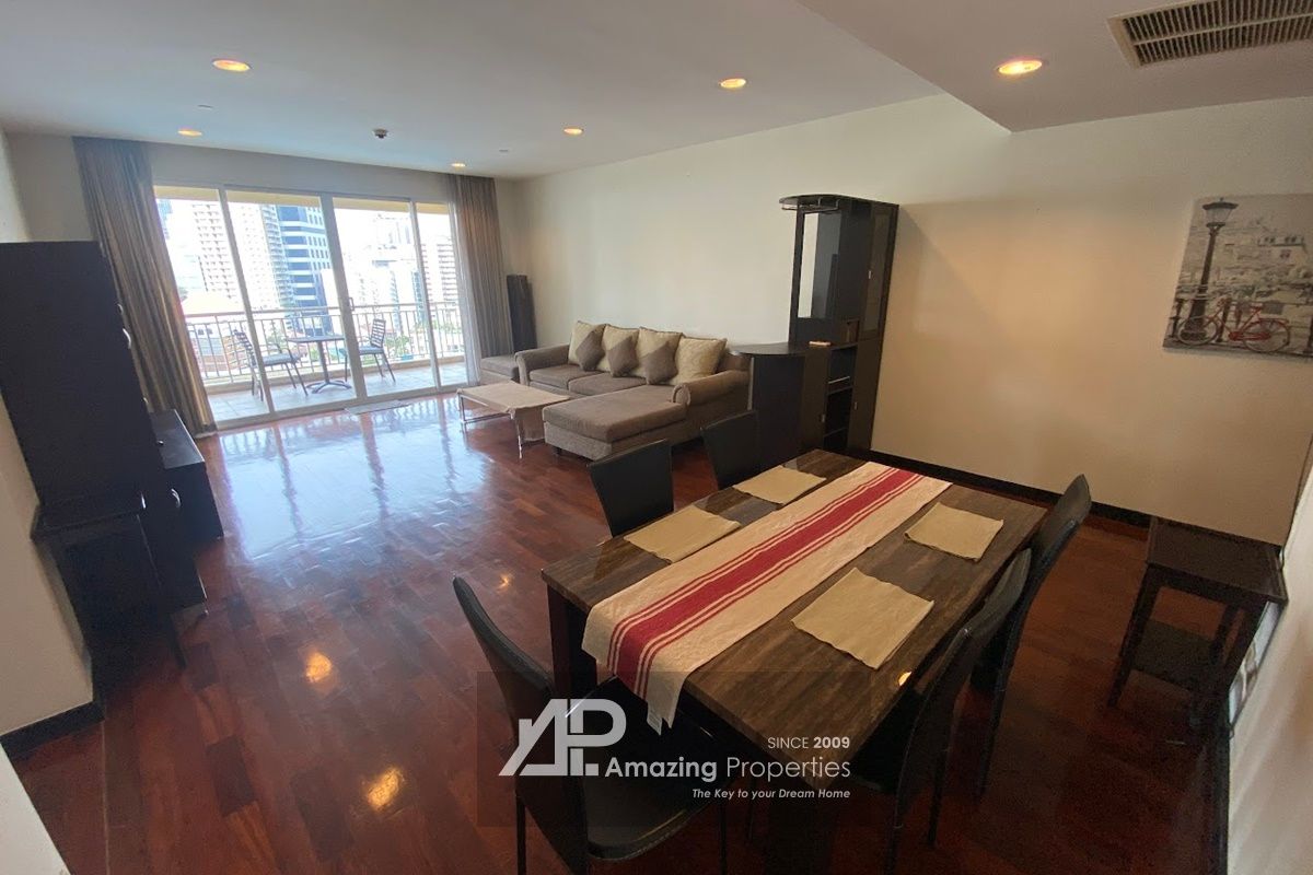 2-bedroom-Wilshire-Condominium-18-3254.jpg