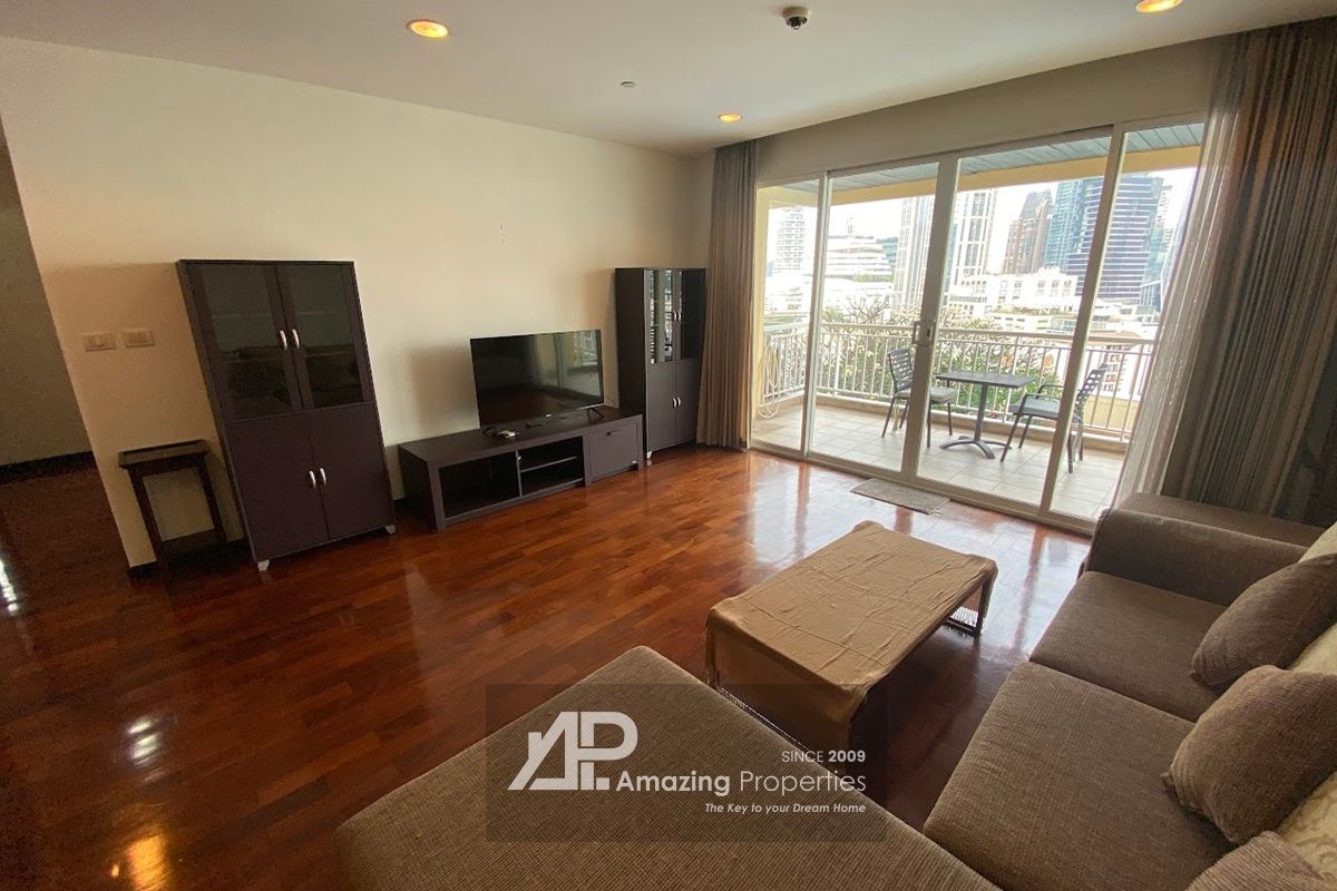 2-bedroom-Wilshire-Condominium-8-6768.jpg
