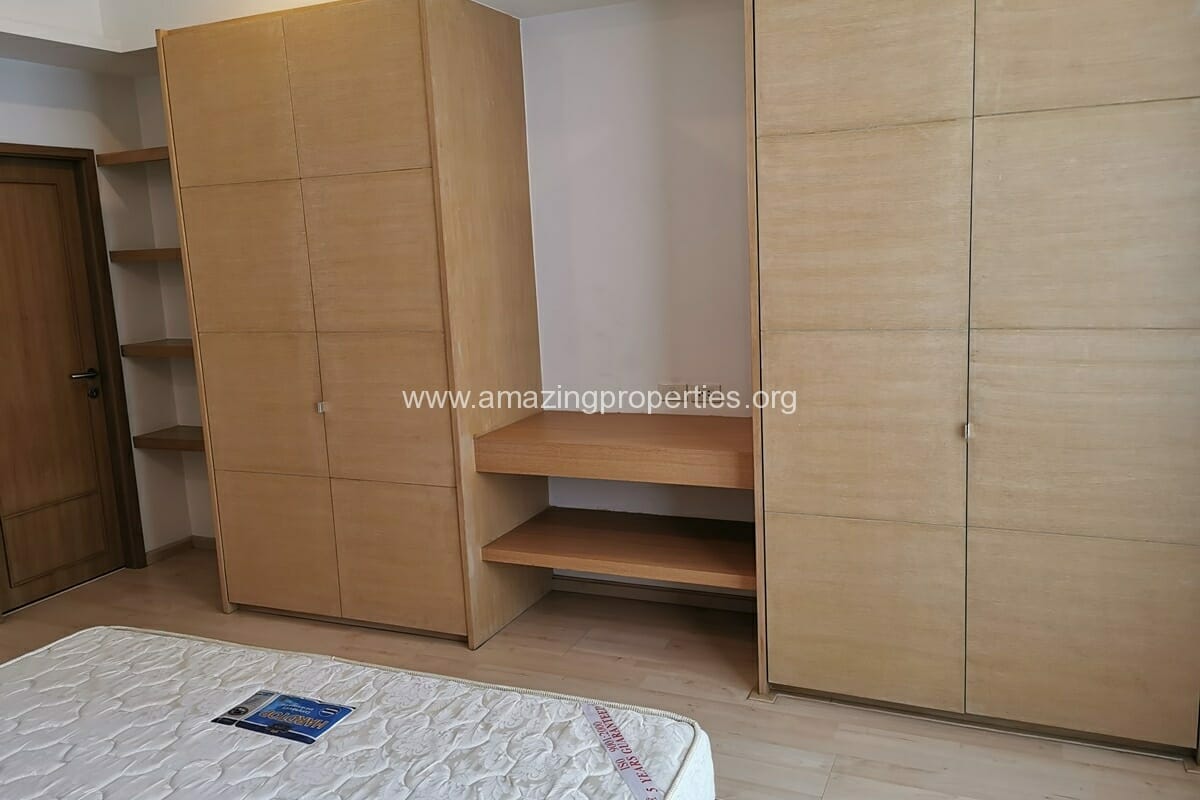 2-bedroom-apartment-Baan-Sukhumvit-27-20-1005.jpg