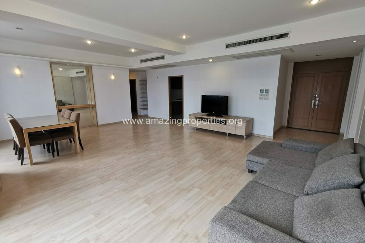 2-bedroom-apartment-Baan-Sukhumvit-27-4-8499.jpg