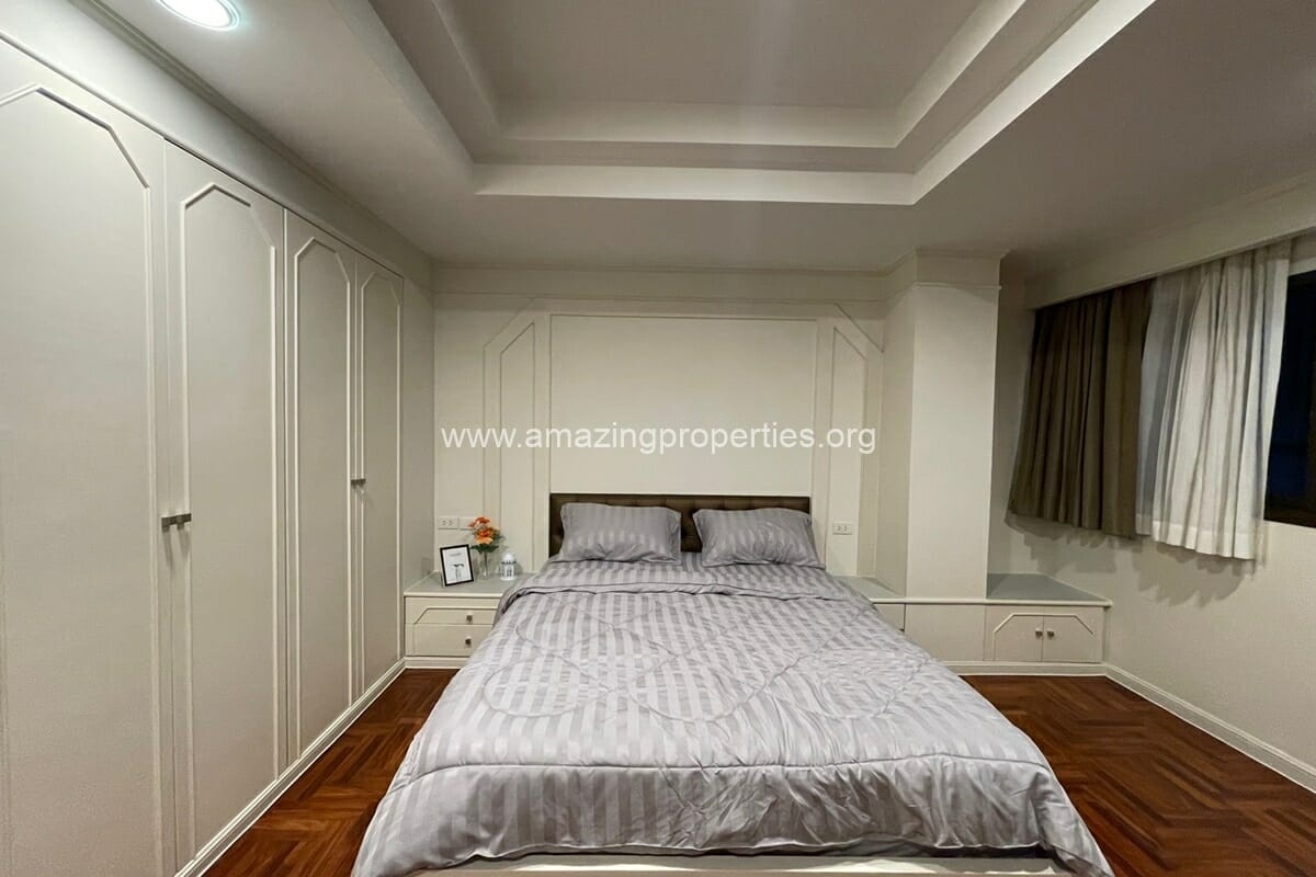 2-bedroom-apartment-Phrom-Phong-7-3891.jpg