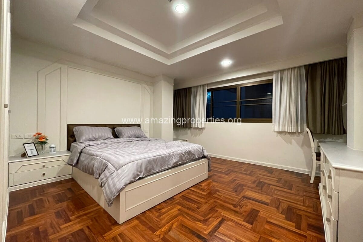 2-bedroom-apartment-Phrom-Phong-9-7672.jpg