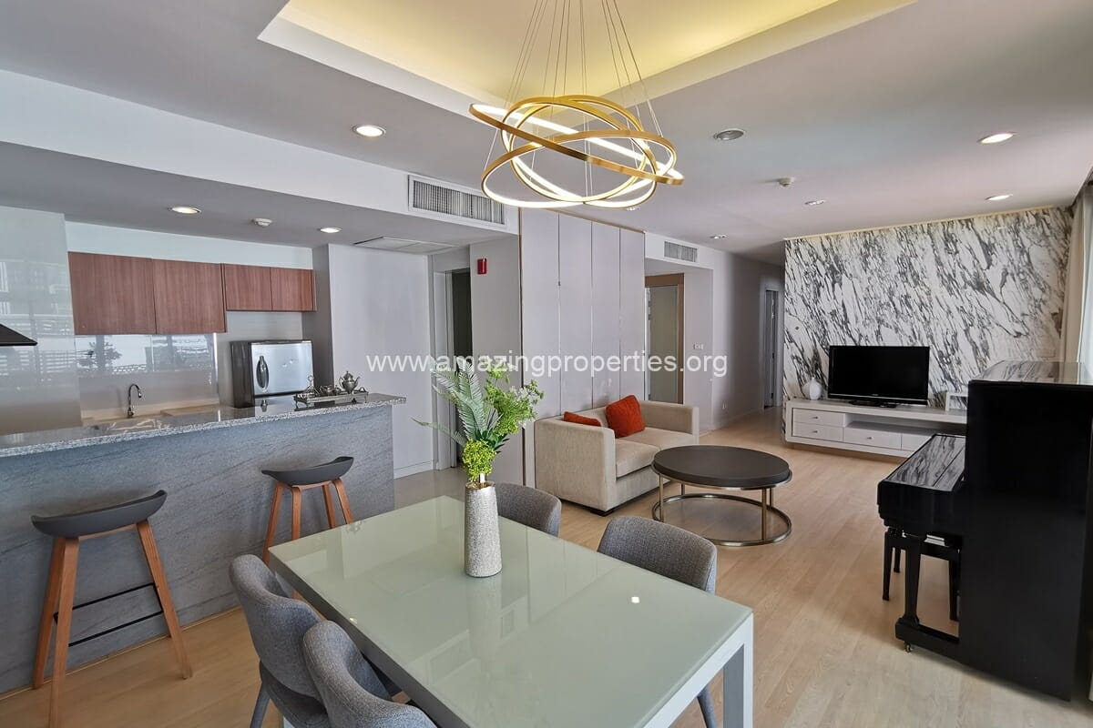 2-bedroom-apartment-Ploenchit-8-9011.jpg