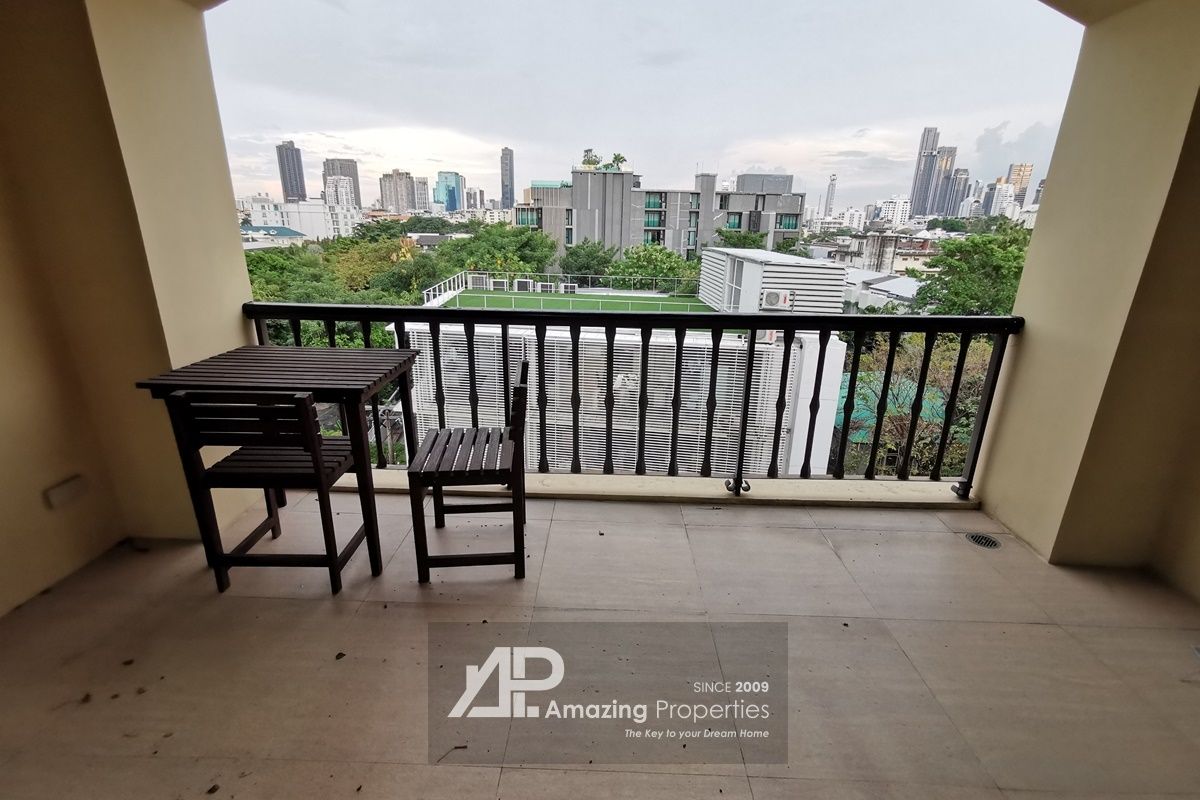 2-bedroom-condo-Cadogan-Residence-8-1-5887.jpg
