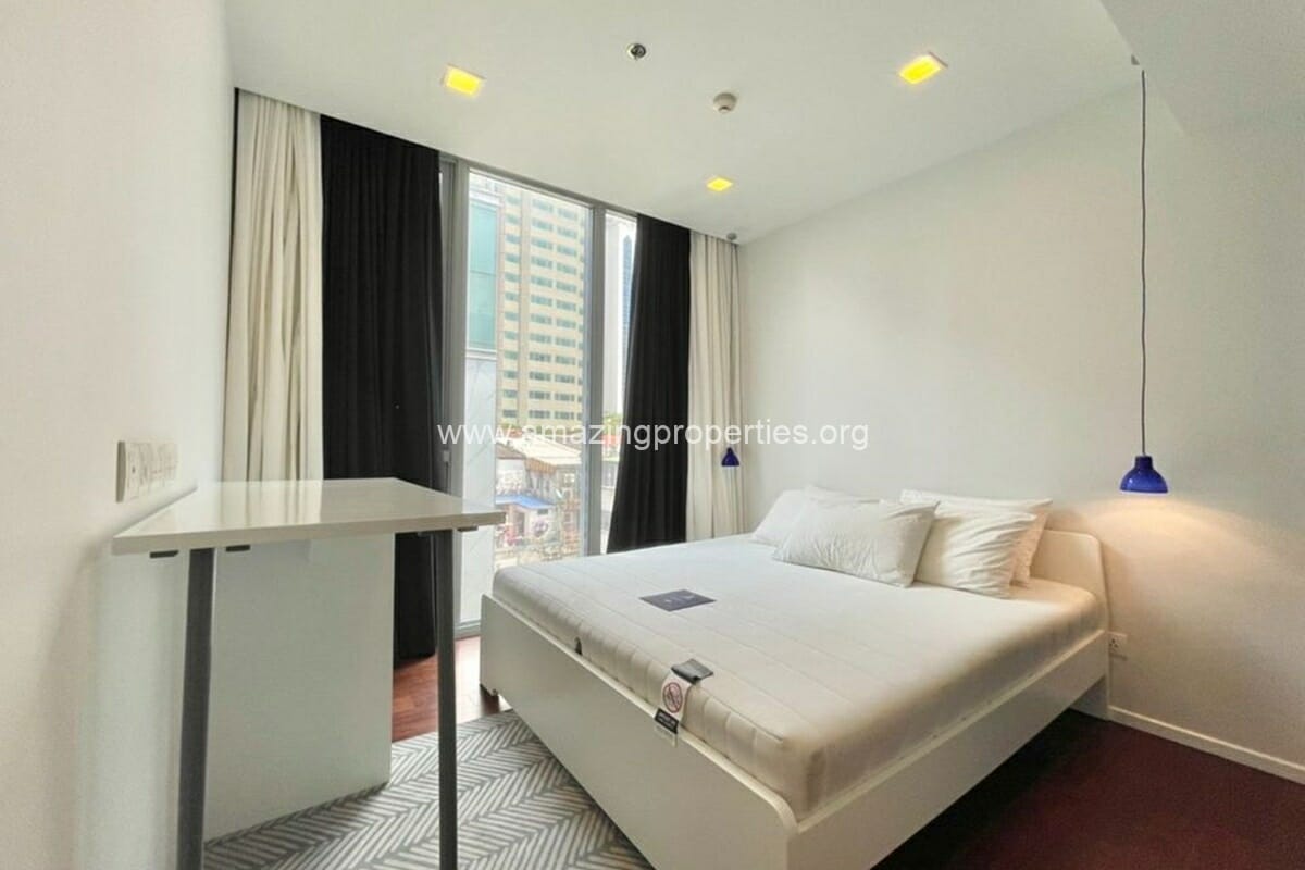 2-bedroom-condo-Hyde-Sukhumvit-11-11-4169.jpg