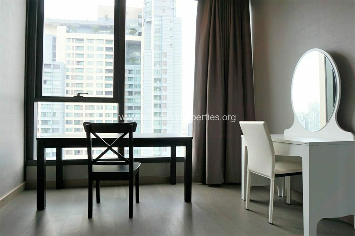 2-bedroom-condo-The-Esse-Singha-Estate-8-9586.jpg