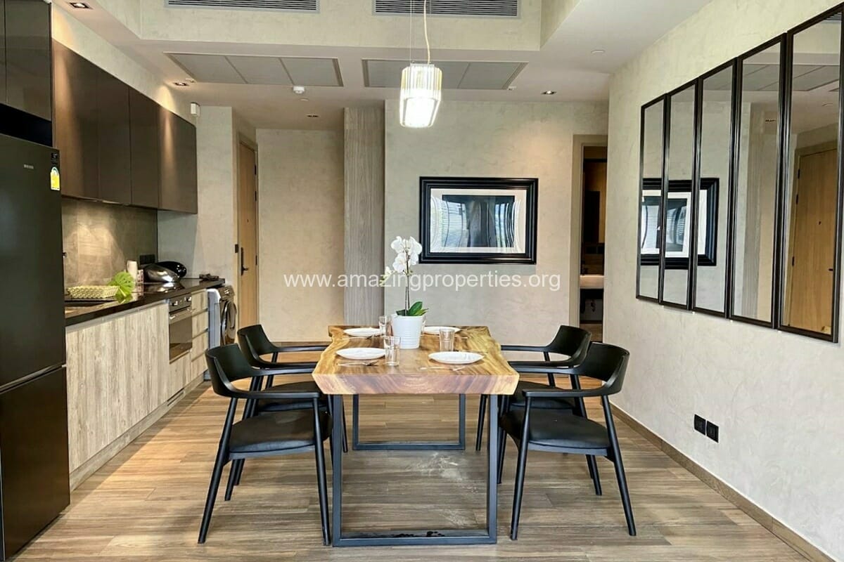 2-bedroom-condo-The-lofts-Asoke-10-1104.jpg