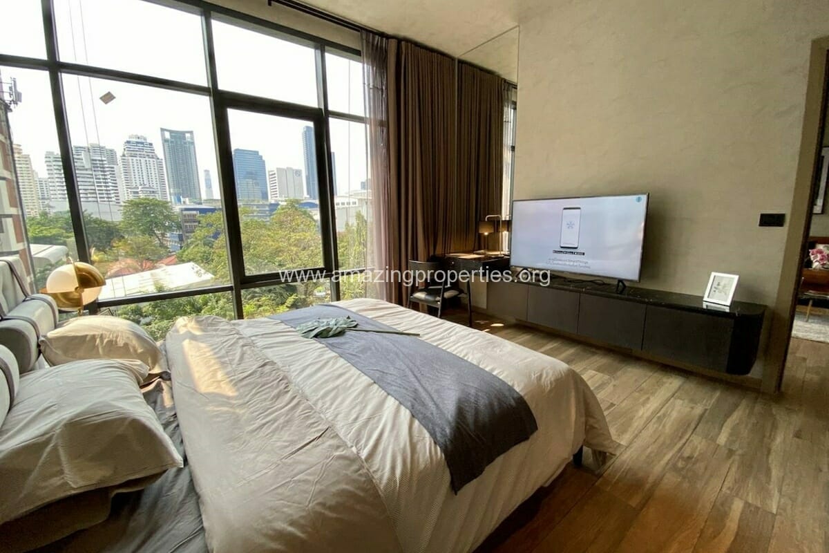 2-bedroom-condo-The-lofts-Asoke-5-4690.jpg