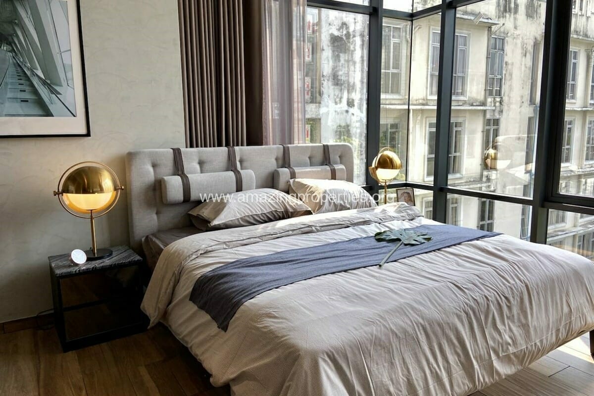 2-bedroom-condo-The-lofts-Asoke-6-9503.jpg