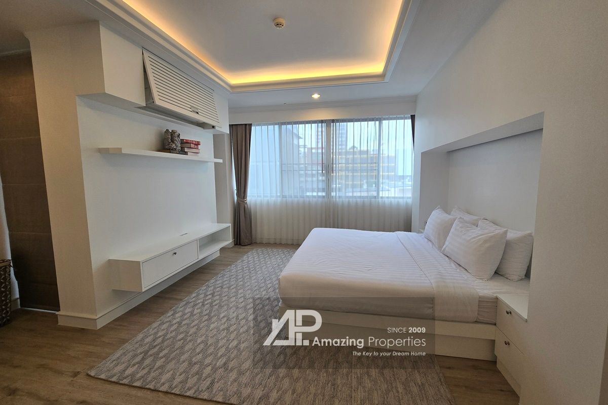 2-bedroom-near-BTS-Ploenchit-16-5483.jpg