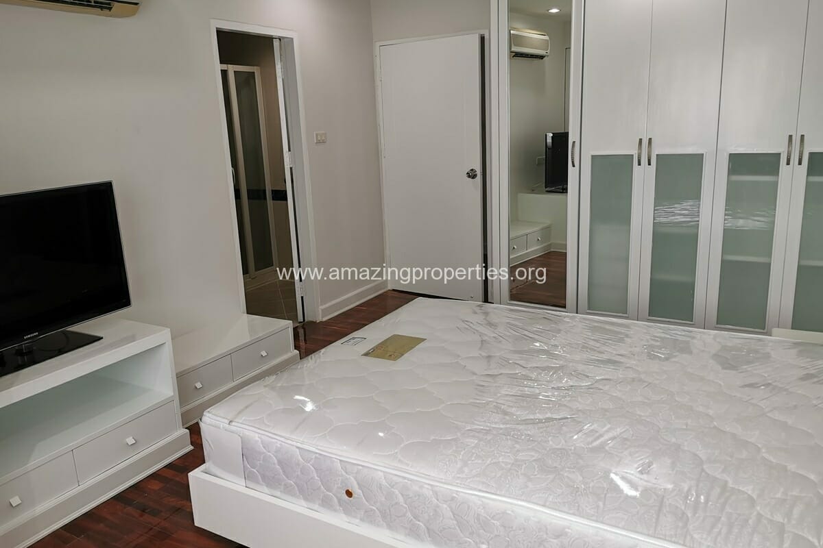3-Bedroom-Apartment-Cosmo-Villa-11-4201.jpg