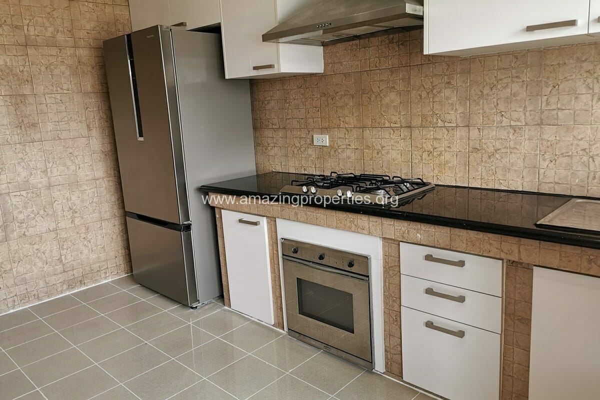 3-Bedroom-Apartment-Cosmo-Villa-9-1114.jpg