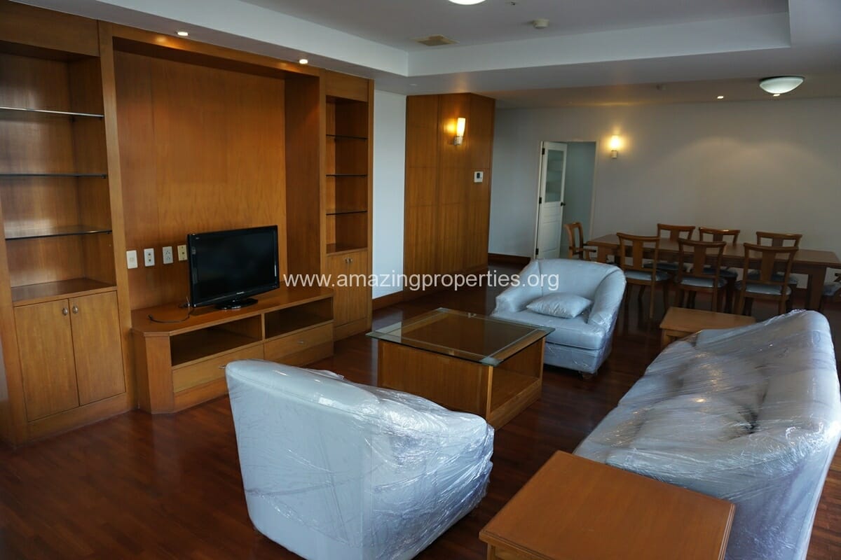 3-Bedroom-Apartment-Krungthep-Thani-Tower-2174.jpg