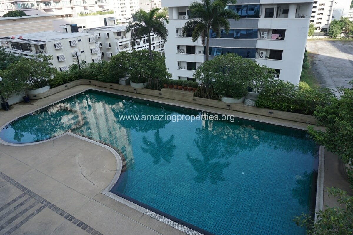 3-Bedroom-Apartment-Krungthep-Thani-Tower-3-1555.jpg