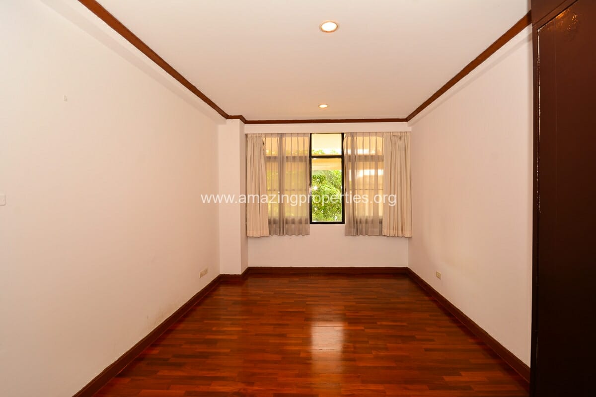 3-Bedroom-Apartment-MSI-III-Garden-9-1267.jpg