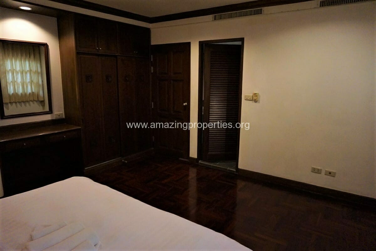 3-Bedroom-Apartment-Piya-Place-Tonson-14-1-4182.jpg