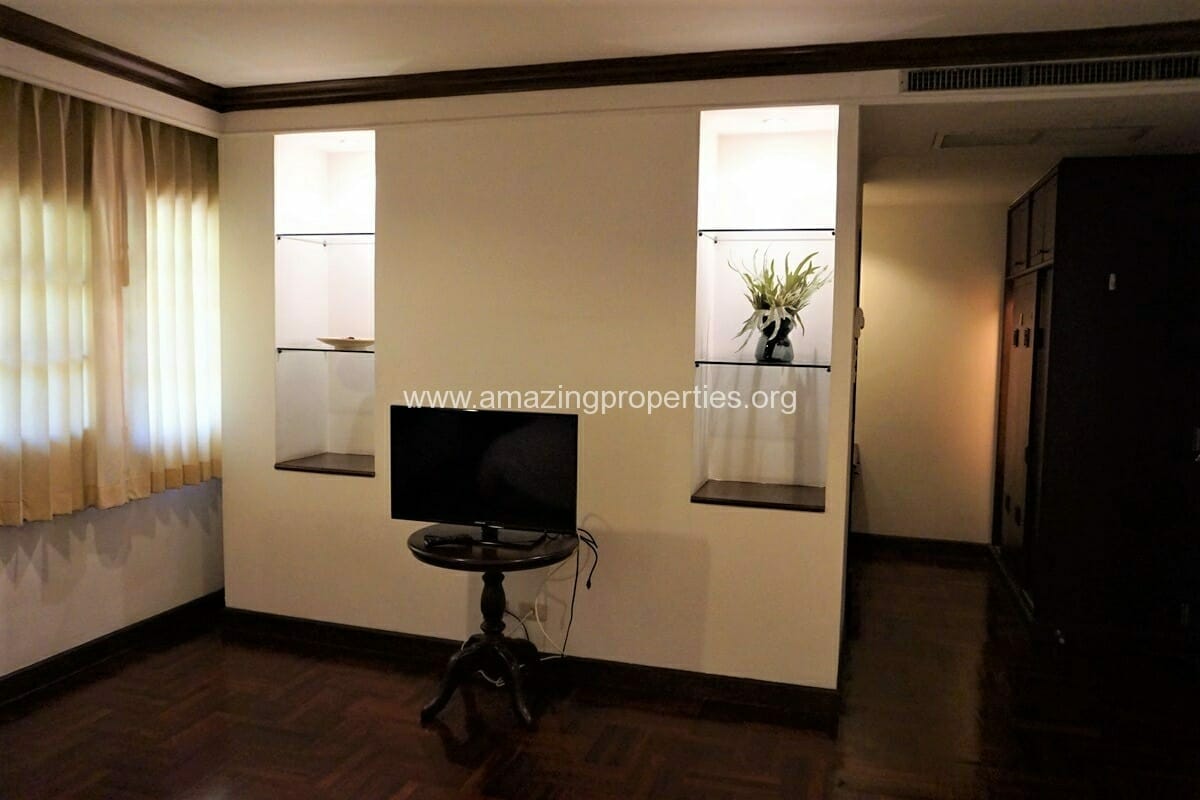 3-Bedroom-Apartment-Piya-Place-Tonson-16-1-2491.jpg