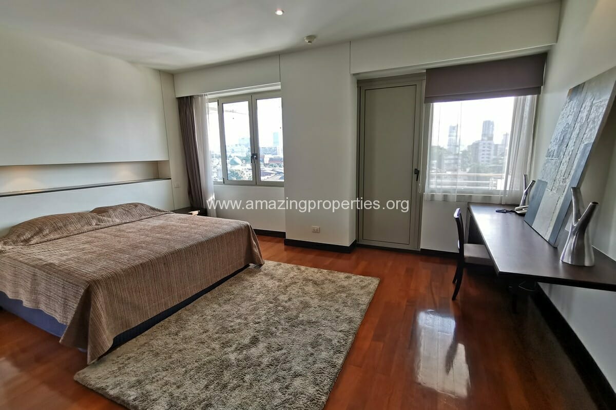3-Bedroom-Apartment-Ruamrudee-House-16-6203.jpg