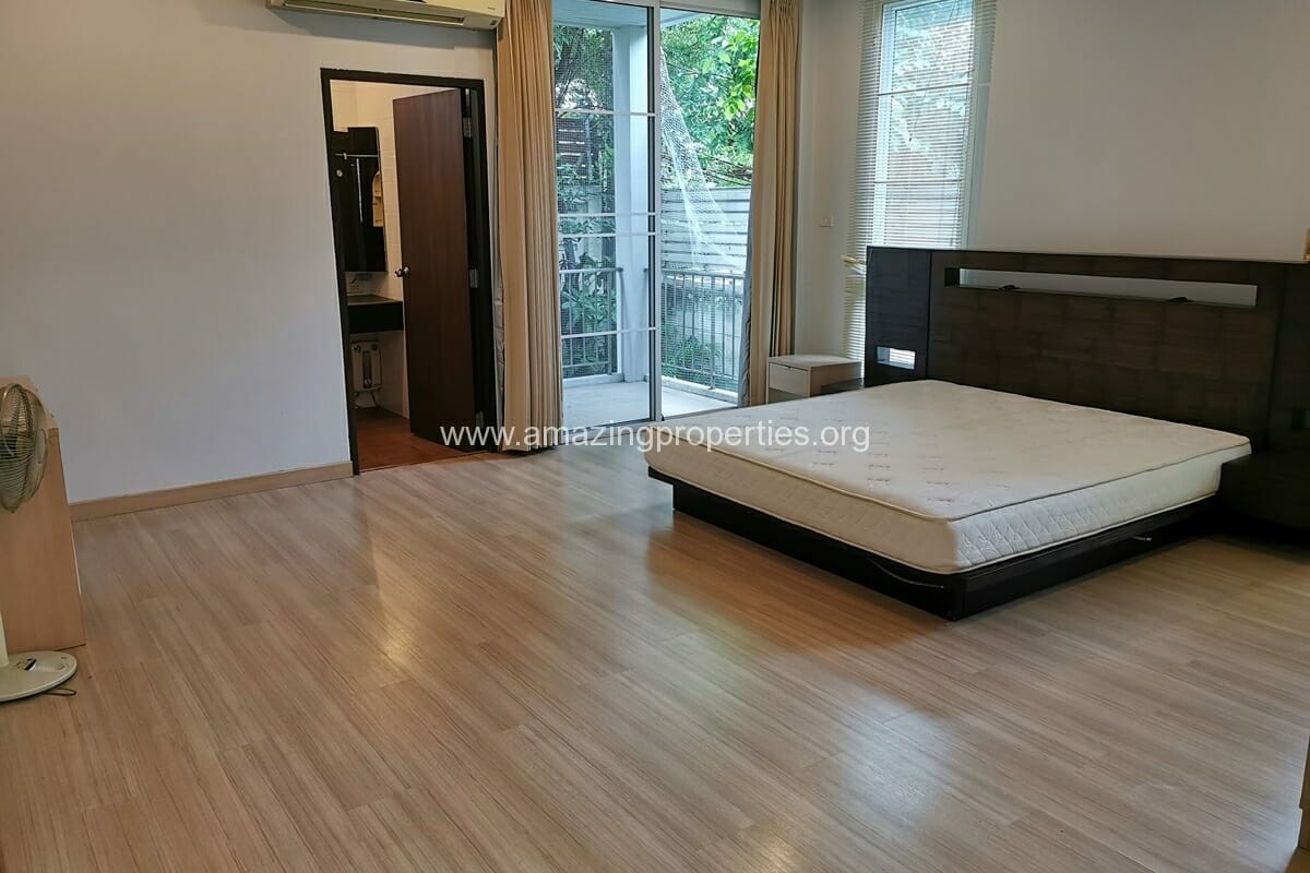 3-Bedroom-Apartment-Sukhumvit-24-9-4626.jpg
