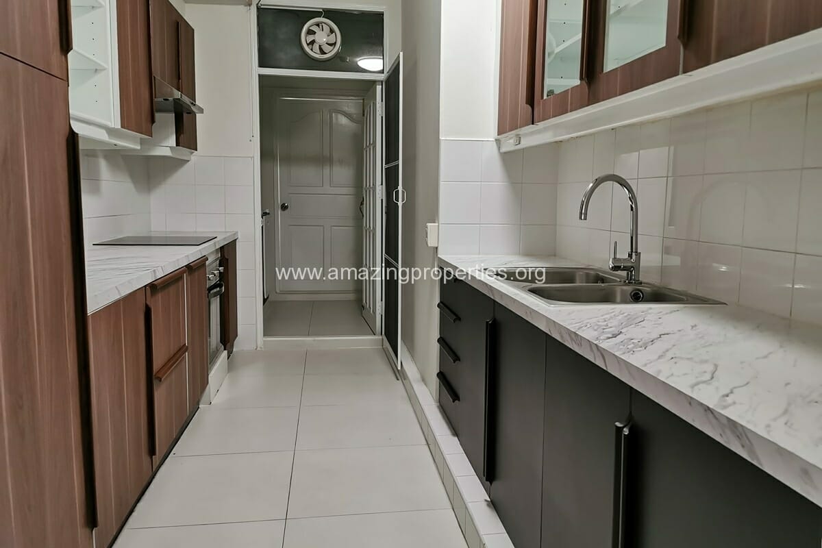 3-Bedroom-Apartment-Vanicha-Park-Langsuan-9-5177.jpg