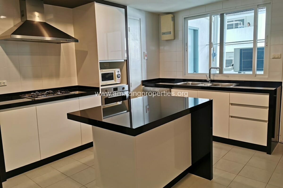 3-Bedroom-Apartment-at-Jaspal-Residence-2-6-3682.jpg