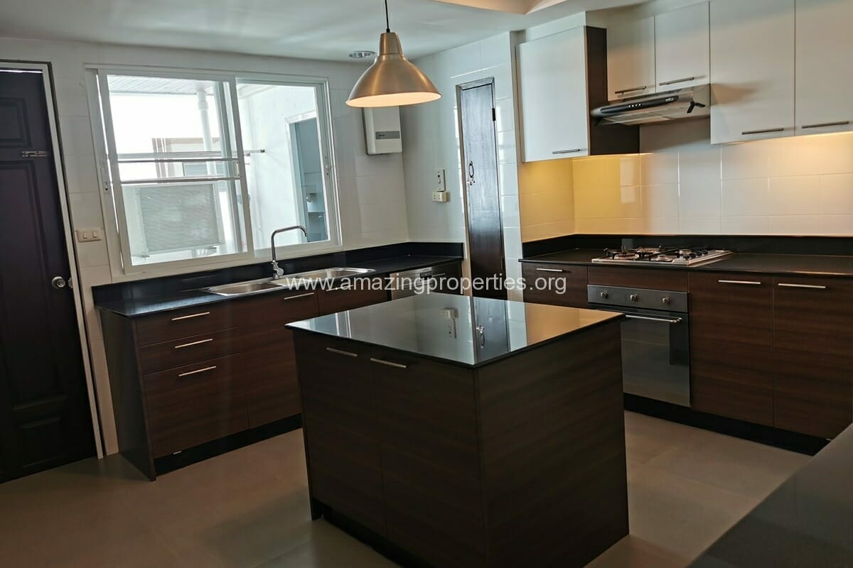 3-Bedroom-Apartment-at-Jaspal-Residential-8-8293.jpg