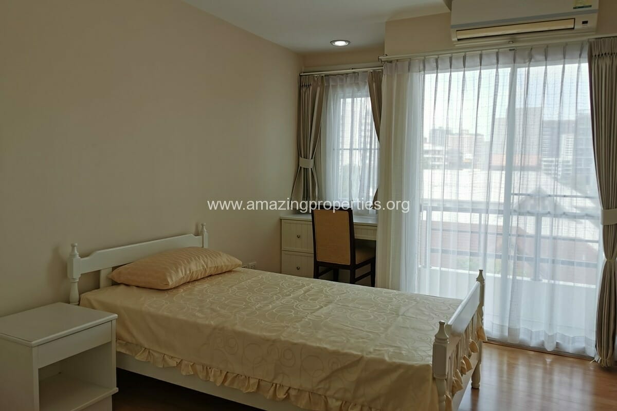 3-Bedroom-Apartment-for-Rent-Charming-Resident-Ekkamai-10-3130.jpg