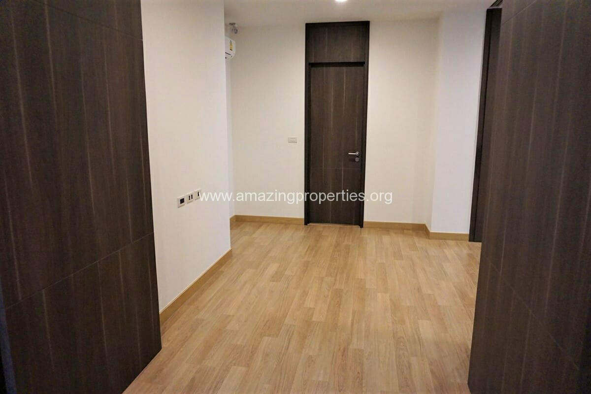 3-Bedroom-Apartment-for-Rent-Park-Court-14-2987.jpg