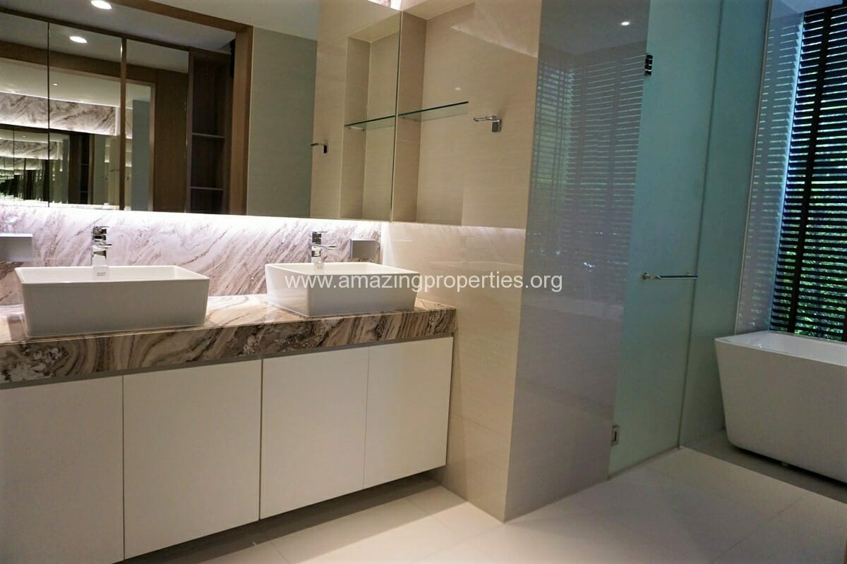 3-Bedroom-Apartment-for-Rent-Park-Court-20-6373.jpg