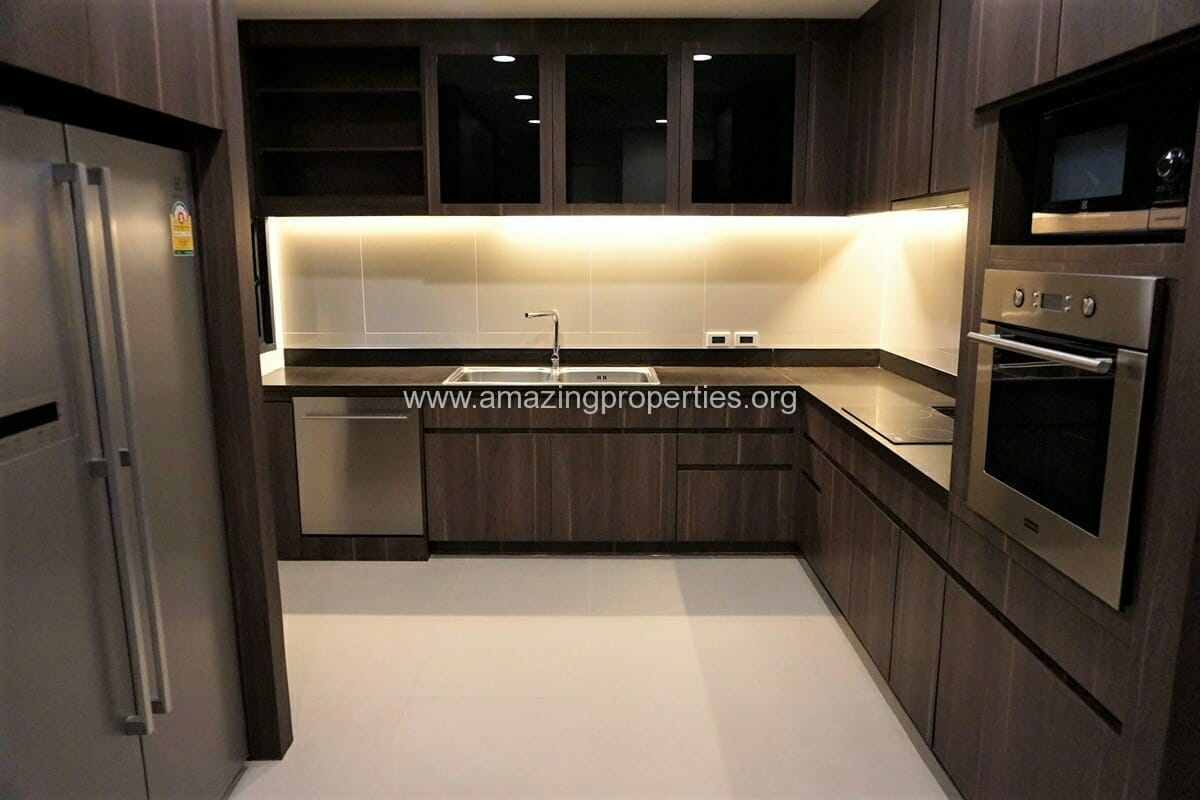 3-Bedroom-Apartment-for-Rent-Park-Court-4-6520.jpg
