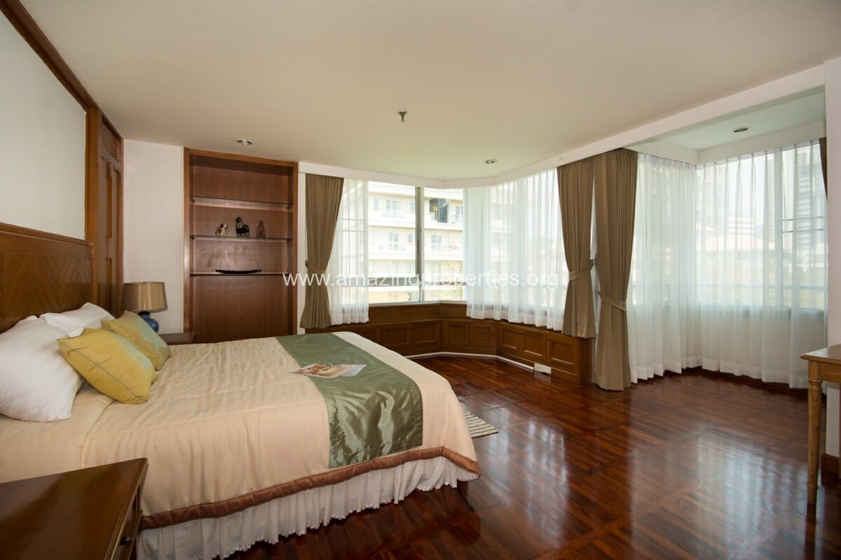 3-Bedroom-Apartment-for-Rent-Suan-Phinit-8-7383.jpg