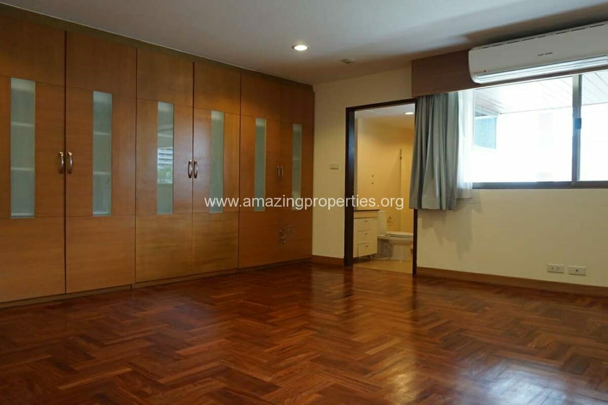 3-Bedroom-Apartment-for-rent-Charan-Mansion-15-3530.jpg