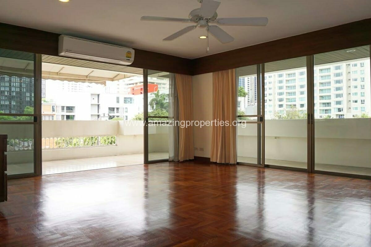 3-Bedroom-Apartment-for-rent-Charan-Mansion-18-3105.jpg