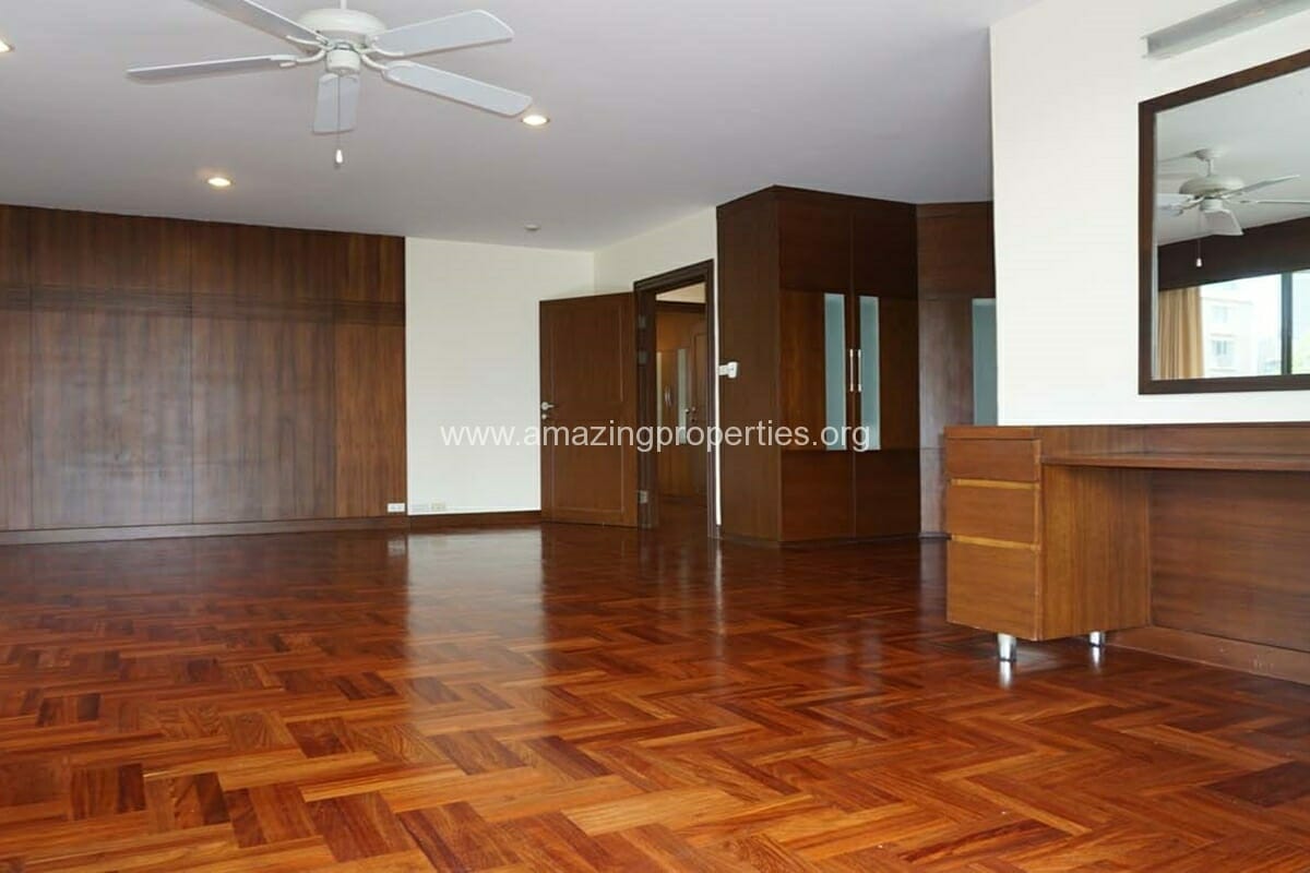 3-Bedroom-Apartment-for-rent-Charan-Mansion-21-5940.jpg