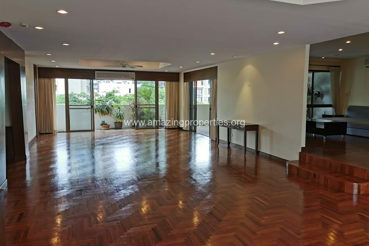 3-Bedroom-Apartment-for-rent-Charan-Mansion-33-2107.jpg