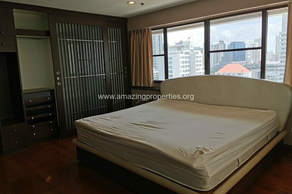 3-Bedroom-Condo-Le-Raffine-Sukhumvit-24-19-2189.jpg